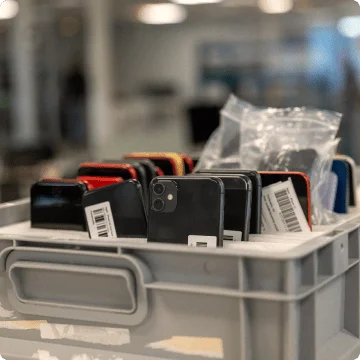 Försäljare köper använda produkter